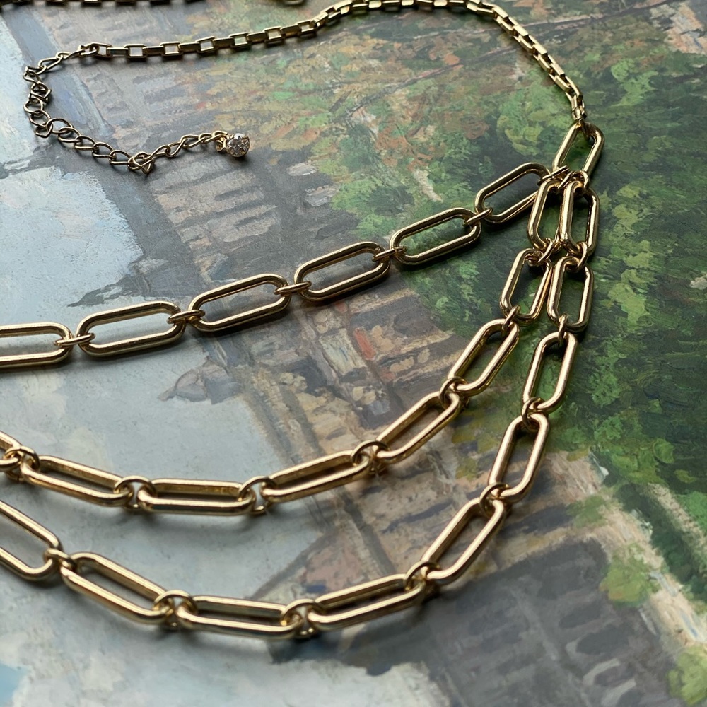 Vintage chain necklace with crystal back